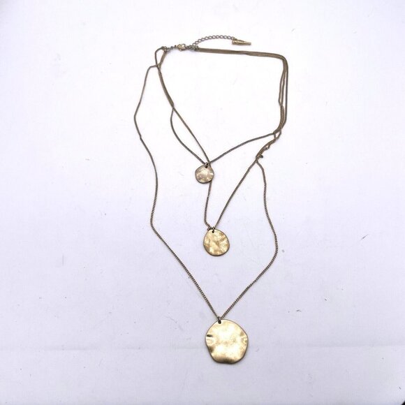 Chloe & Isabel Chain 3 Layered Coin Pendant Necklace Lobster Closure Hammered - Picture 1 of 5